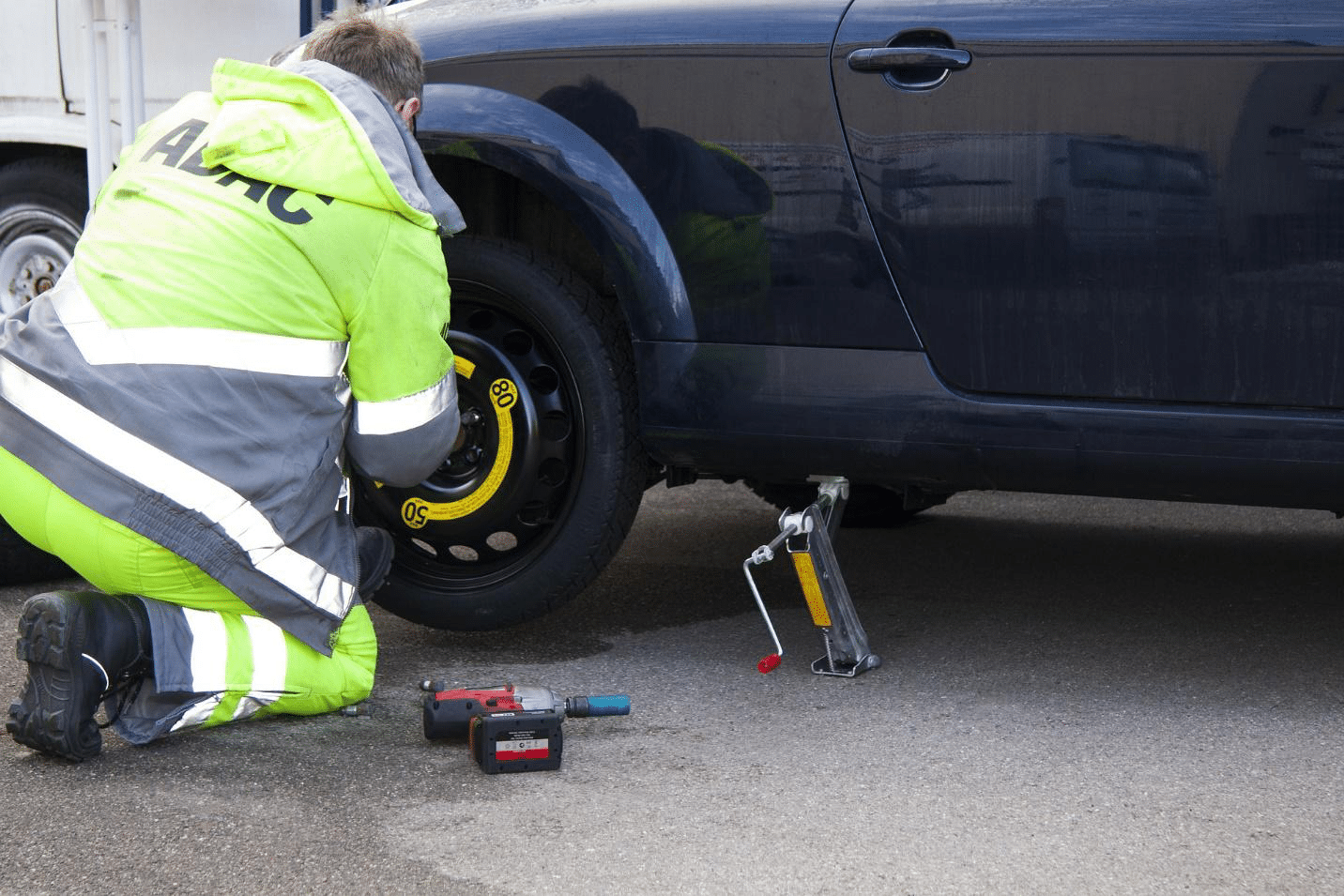 What Size Impact Wrench for Automotive Work? [Lug Nuts & More]