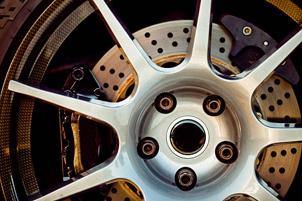 How to Tighten Lug Nuts Without a Torque Wrench
