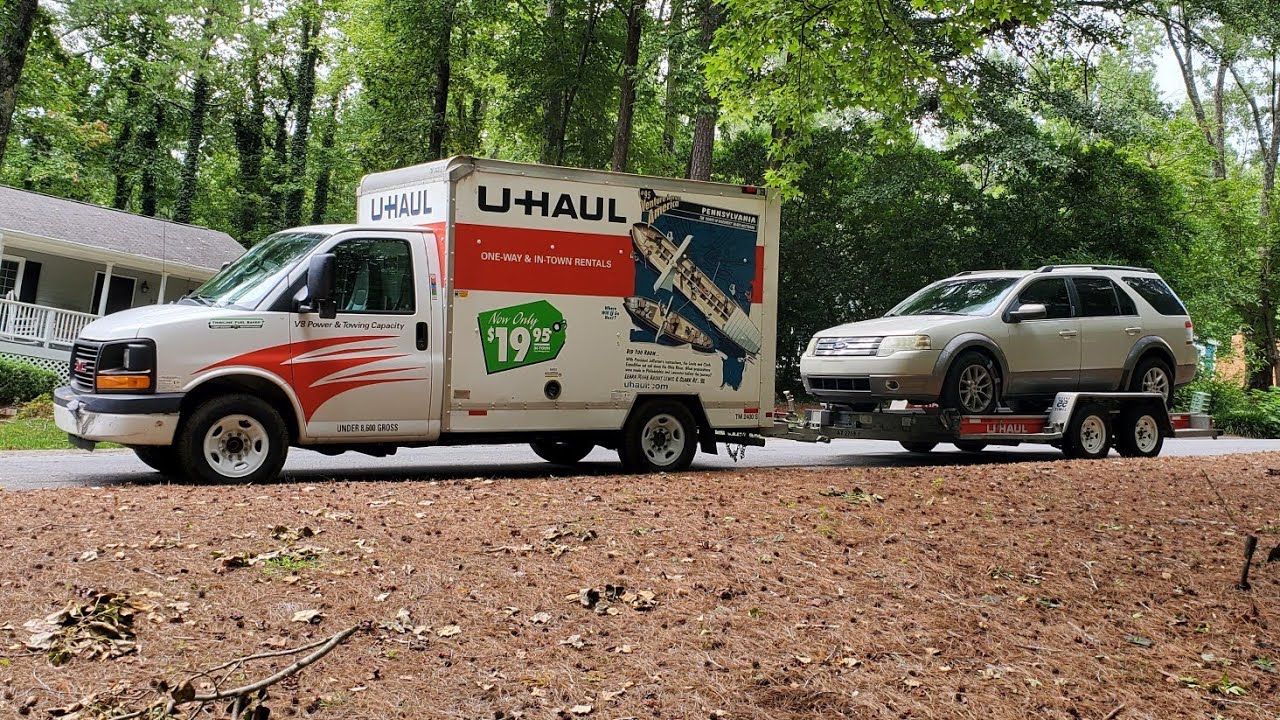 Can I Leave My Car at U-Haul? Understanding Parking Policies