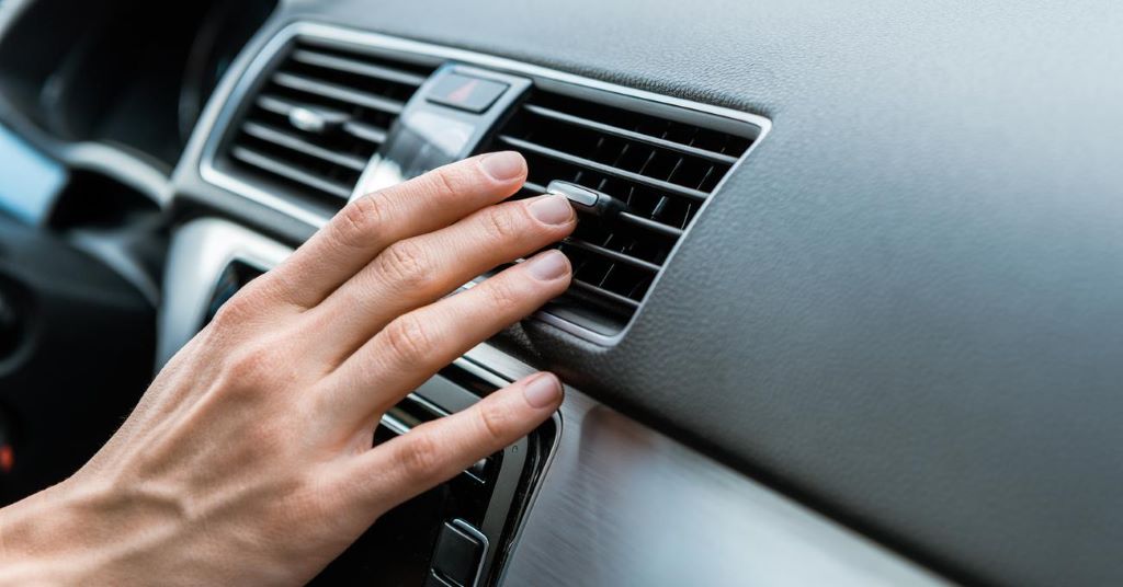 Why Does My Car Shake When the AC is on and Idling? Understanding Vehicle Vibrations