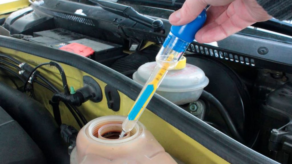 Can Low Coolant Cause Car to Shake: Understanding Vehicle Vibrations