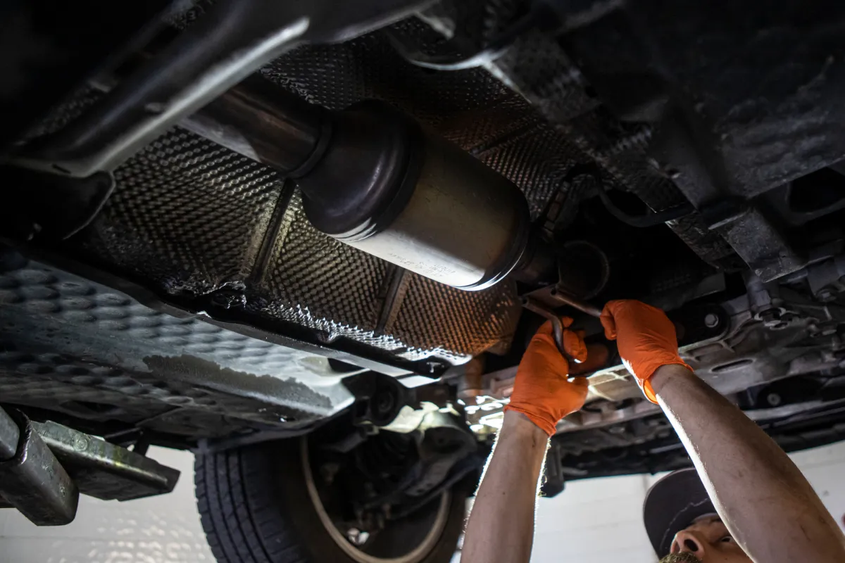 do newer cars have catalytic converters